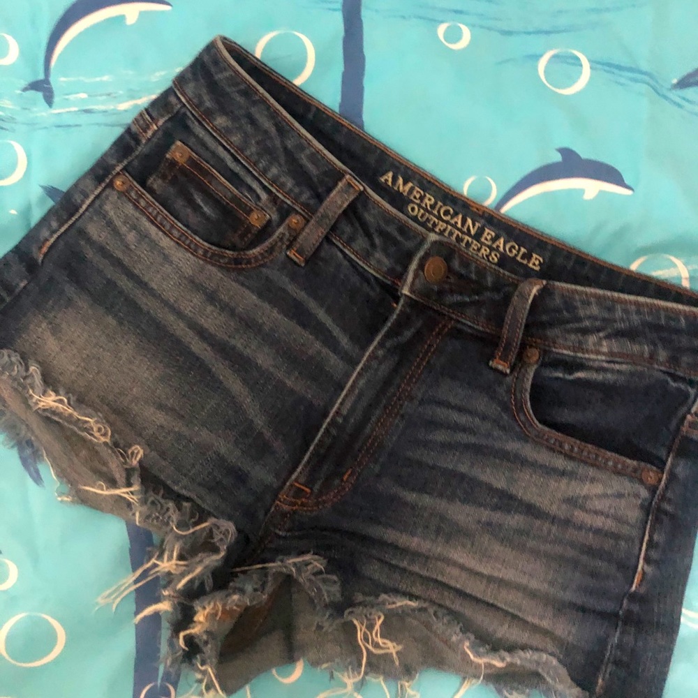 AEO vintage high rise festival stretch cut offs
